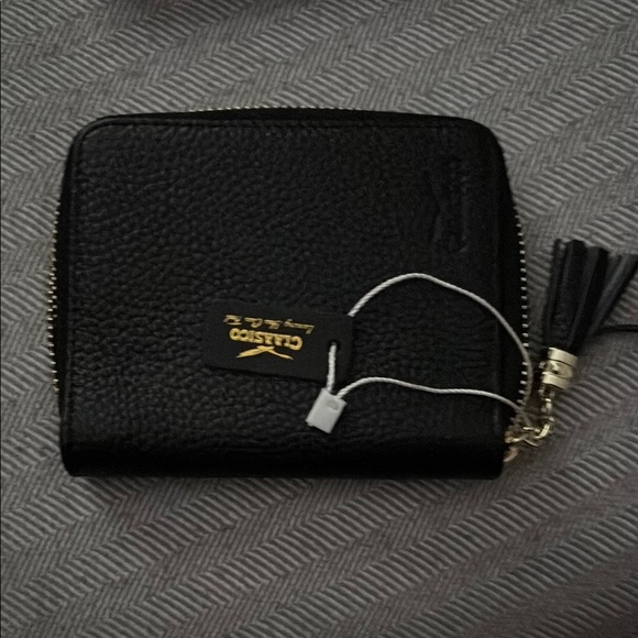 Black RFID Wallet - Picture 2 of 4